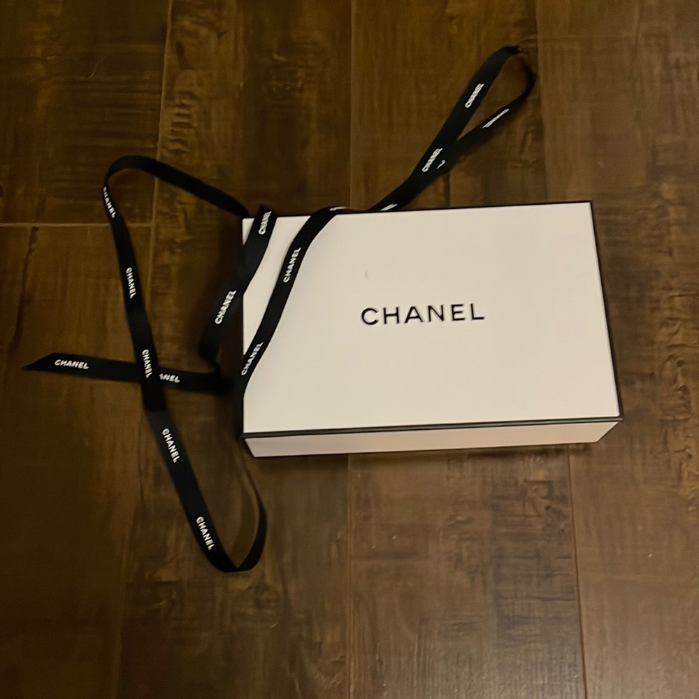 Chanel box and ribbon